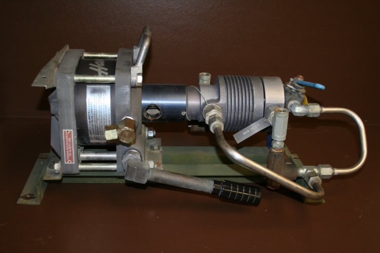 Pump Air driven Intensifier High pressure 1250PSI AAD5 Haskel eBay